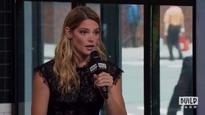 Ashley-Greene-dot-nl_2018AOLBuildSeries0490.jpg