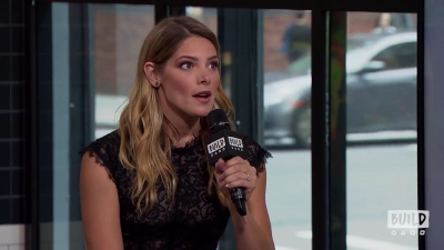 Ashley-Greene-dot-nl_2018AOLBuildSeries0500.jpg