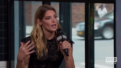 Ashley-Greene-dot-nl_2018AOLBuildSeries0507.jpg