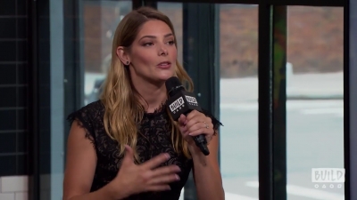 Ashley-Greene-dot-nl_2018AOLBuildSeries0577.jpg