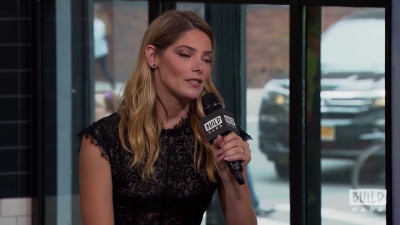 Ashley-Greene-dot-nl_2018AOLBuildSeries0594.jpg