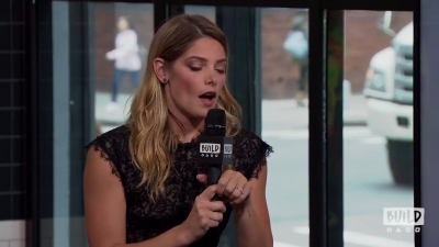 Ashley-Greene-dot-nl_2018AOLBuildSeries0619.jpg