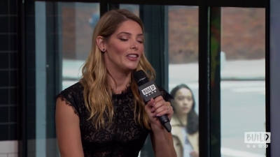 Ashley-Greene-dot-nl_2018AOLBuildSeries0659.jpg