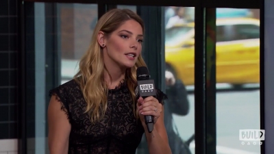 Ashley-Greene-dot-nl_2018AOLBuildSeries0699.jpg