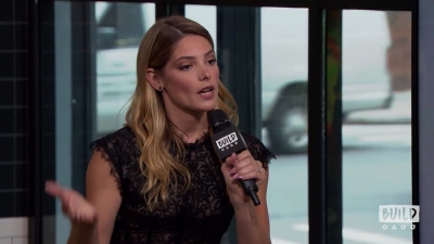 Ashley-Greene-dot-nl_2018AOLBuildSeries0775.jpg