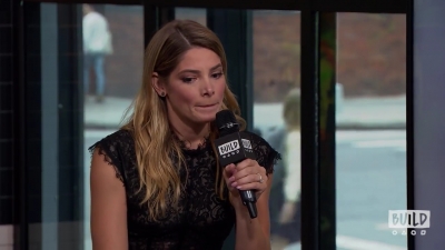 Ashley-Greene-dot-nl_2018AOLBuildSeries0948.jpg