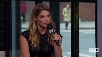 Ashley-Greene-dot-nl_2018AOLBuildSeries1093.jpg