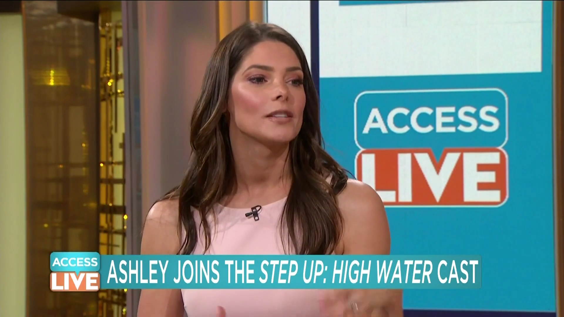 Ashley-Greene-dot-nl_2019AccesHollywood0277.jpg Ashley-Greene-dot-nl_2019AccesHollywood0277.jpg