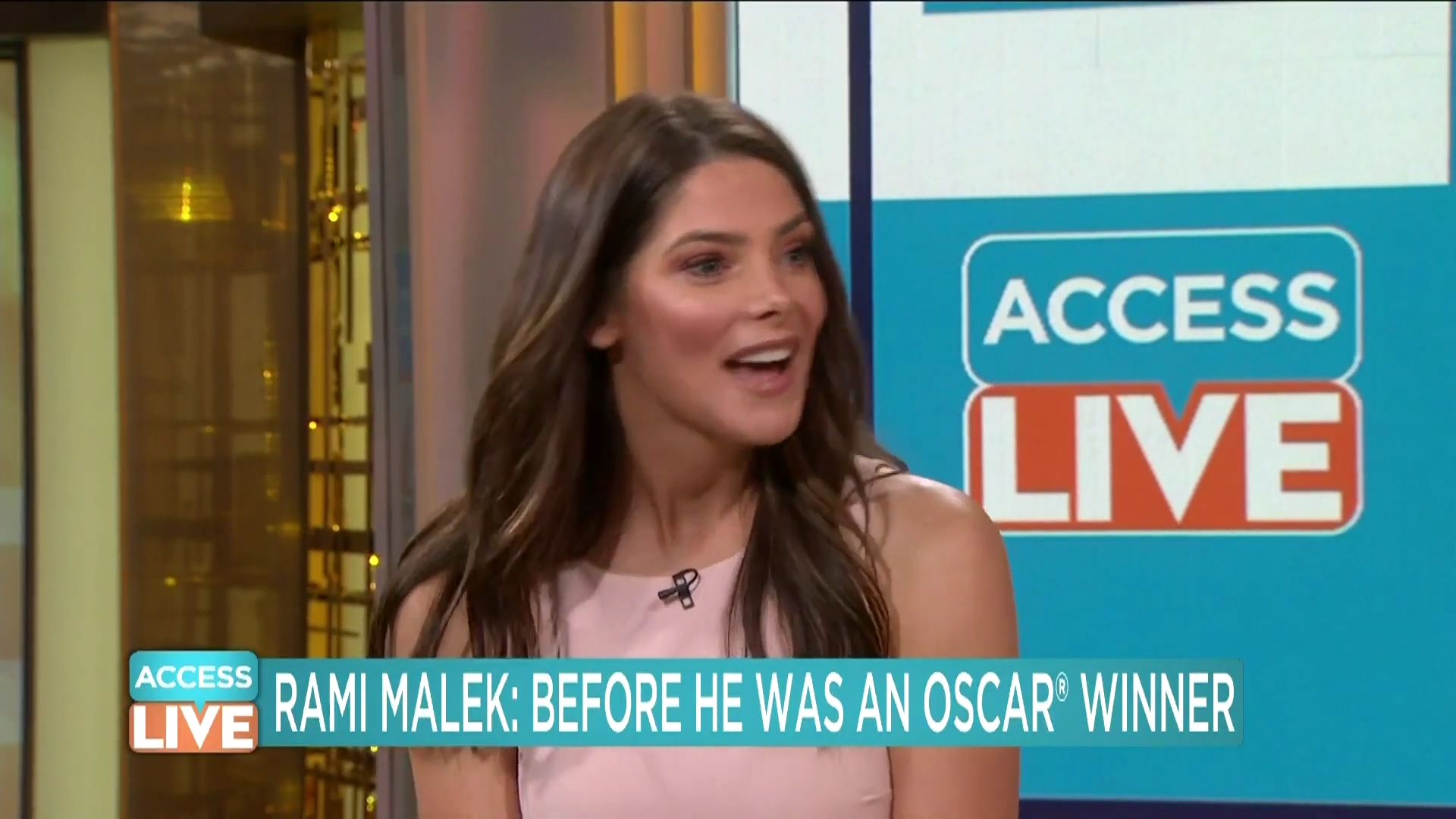 Ashley-Greene-dot-nl_2019AccesHollywood0496.jpg