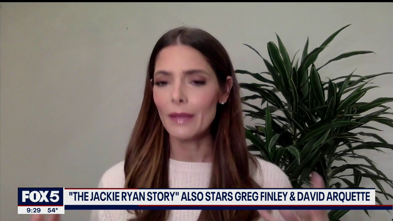 Ashley-Greene-dot-nl_2020Fox5-interview0181.jpg Ashley-Greene-dot-nl_2020Fox5-interview0181.jpg