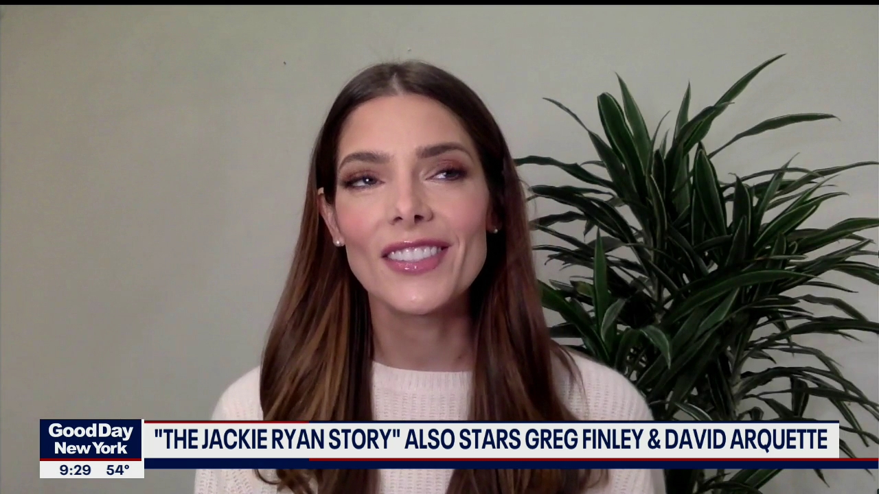 Ashley-Greene-dot-nl_2020Fox5-interview0189.jpg Ashley-Greene-dot-nl_2020Fox5-interview0189.jpg