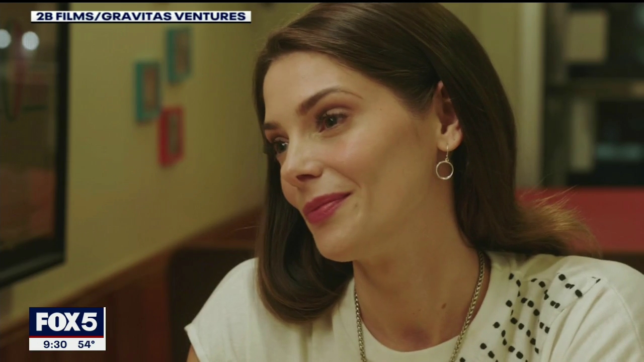 Ashley-Greene-dot-nl_2020Fox5-interview0242.jpg Ashley-Greene-dot-nl_2020Fox5-interview0242.jpg