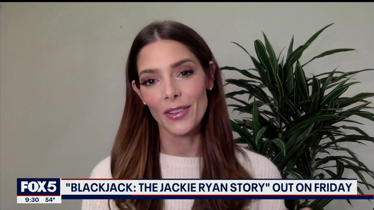 Ashley-Greene-dot-nl_2020Fox5-interview0266.jpg Ashley-Greene-dot-nl_2020Fox5-interview0266.jpg