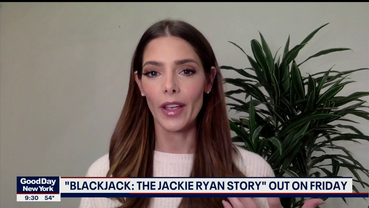 Ashley-Greene-dot-nl_2020Fox5-interview0271.jpg Ashley-Greene-dot-nl_2020Fox5-interview0271.jpg