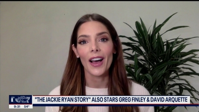 Ashley-Greene-dot-nl_2020Fox5-interview0280.jpg