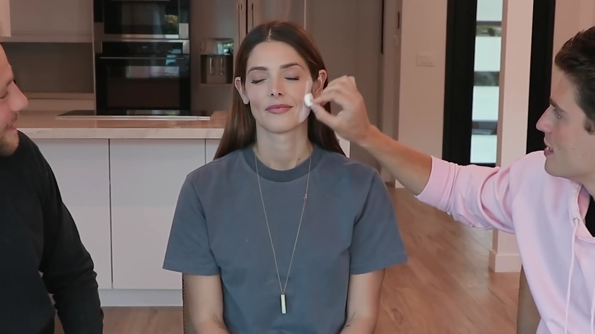 Ashley-Greene-dot-nl_2020GreggandCameron0655.jpg Ashley-Greene-dot-nl_2020GreggandCameron0655.jpg