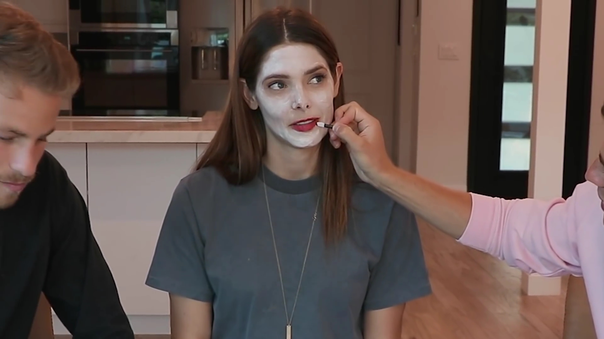 Ashley-Greene-dot-nl_2020GreggandCameron0839.jpg Ashley-Greene-dot-nl_2020GreggandCameron0839.jpg