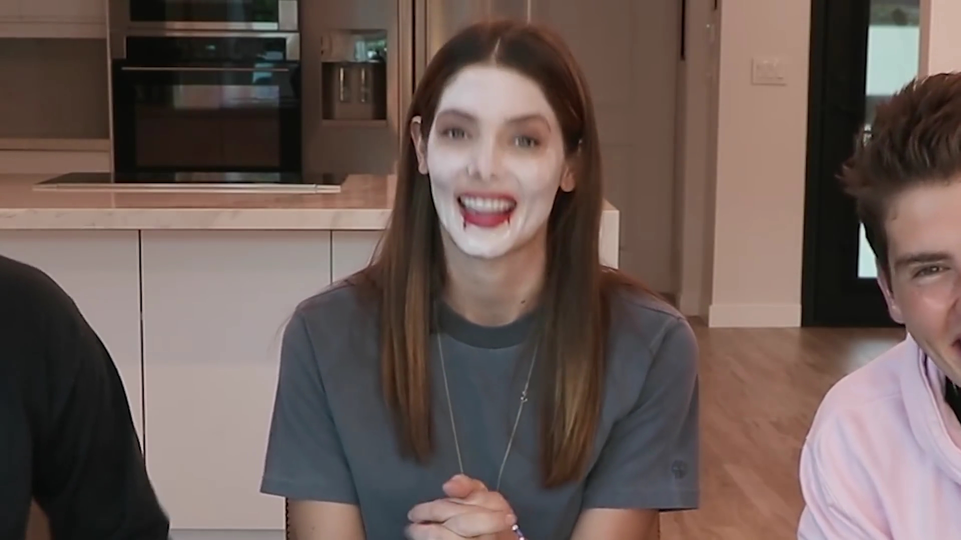 Ashley-Greene-dot-nl_2020GreggandCameron0969.jpg Ashley-Greene-dot-nl_2020GreggandCameron0969.jpg