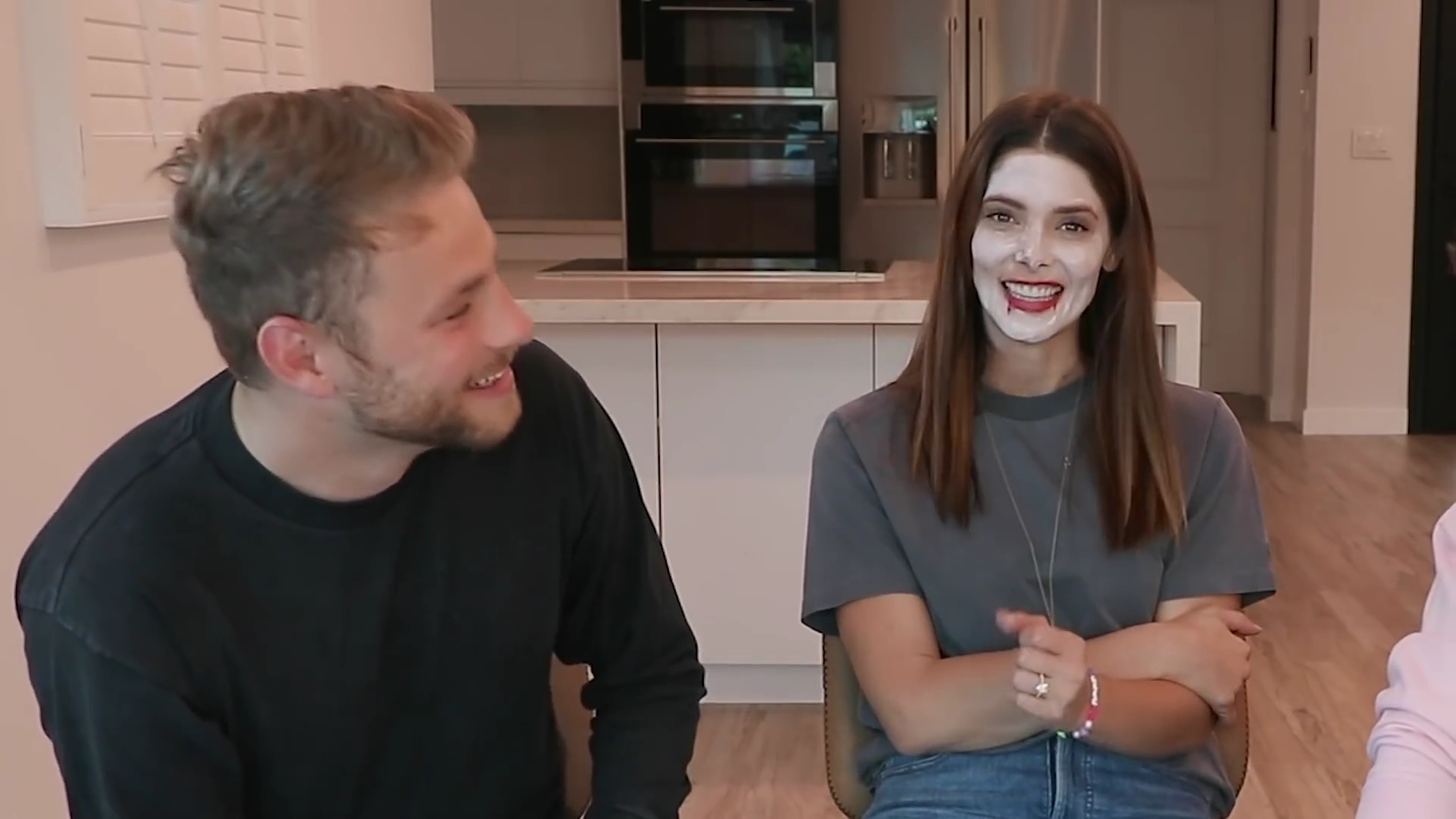 Ashley-Greene-dot-nl_2020GreggandCameron0981.jpg Ashley-Greene-dot-nl_2020GreggandCameron0981.jpg