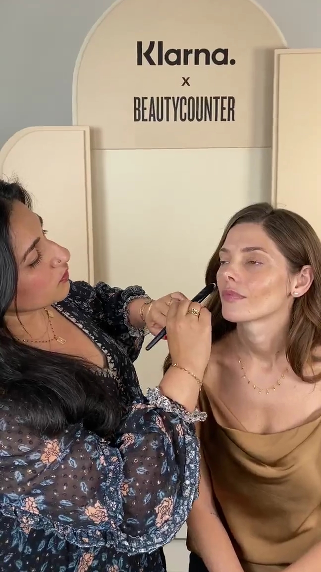 Ashley-Greene-dot-nl_2021BeautyCounterXKlarna-interview0096.jpg