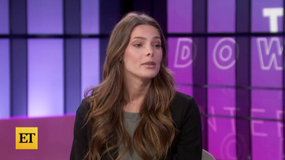 Ashley-Greene-dot-nl_2022EntertainmentTonight0195.jpg