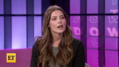 Ashley-Greene-dot-nl_2022EntertainmentTonight0245.jpg