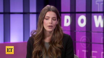 Ashley-Greene-dot-nl_2022EntertainmentTonight0251.jpg