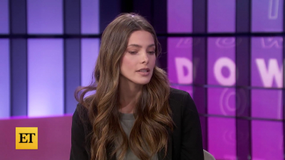 Ashley-Greene-dot-nl_2022EntertainmentTonight0257.jpg