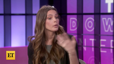 Ashley-Greene-dot-nl_2022EntertainmentTonight0283.jpg