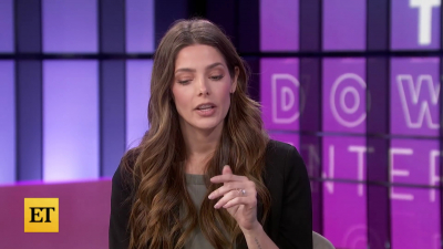 Ashley-Greene-dot-nl_2022EntertainmentTonight0430.jpg