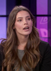 Ashley-Greene-dot-nl_2022EntertainmentTonight0245.jpg