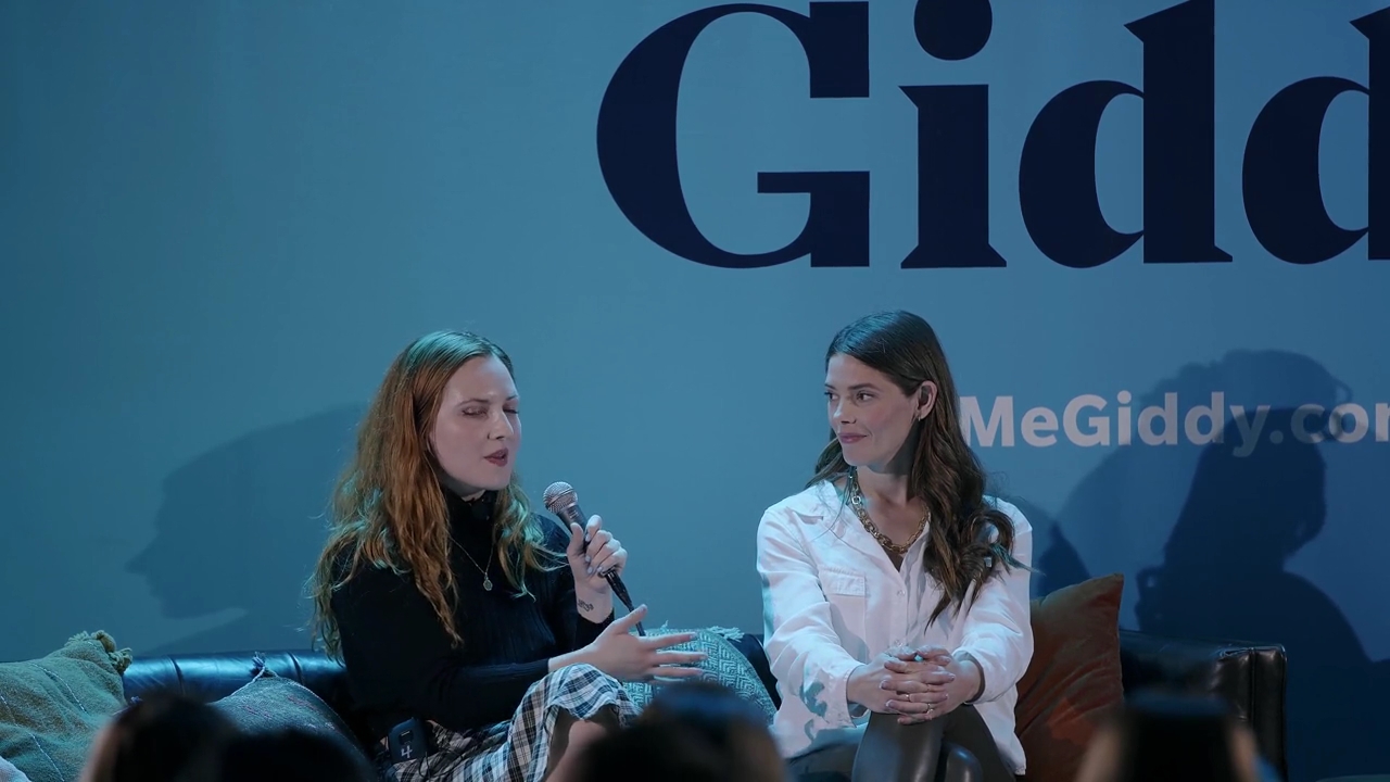 Ashley-Greene-dot-nl_2022GetMeGiddy-BarePanel0723.jpg Ashley-Greene-dot-nl_2022GetMeGiddy-BarePanel0723.jpg