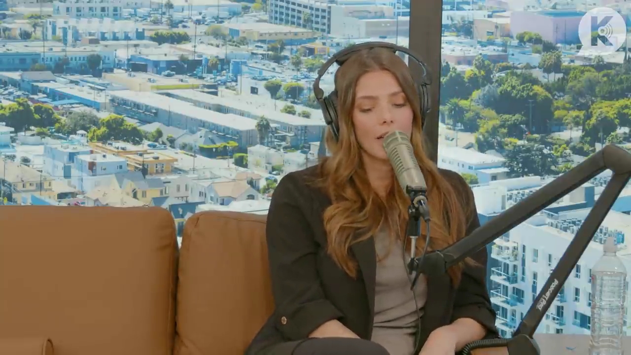 Ashley-Greene-dot-nl_2022TheViallFiles2159.jpg Ashley-Greene-dot-nl_2022TheViallFiles2159.jpg