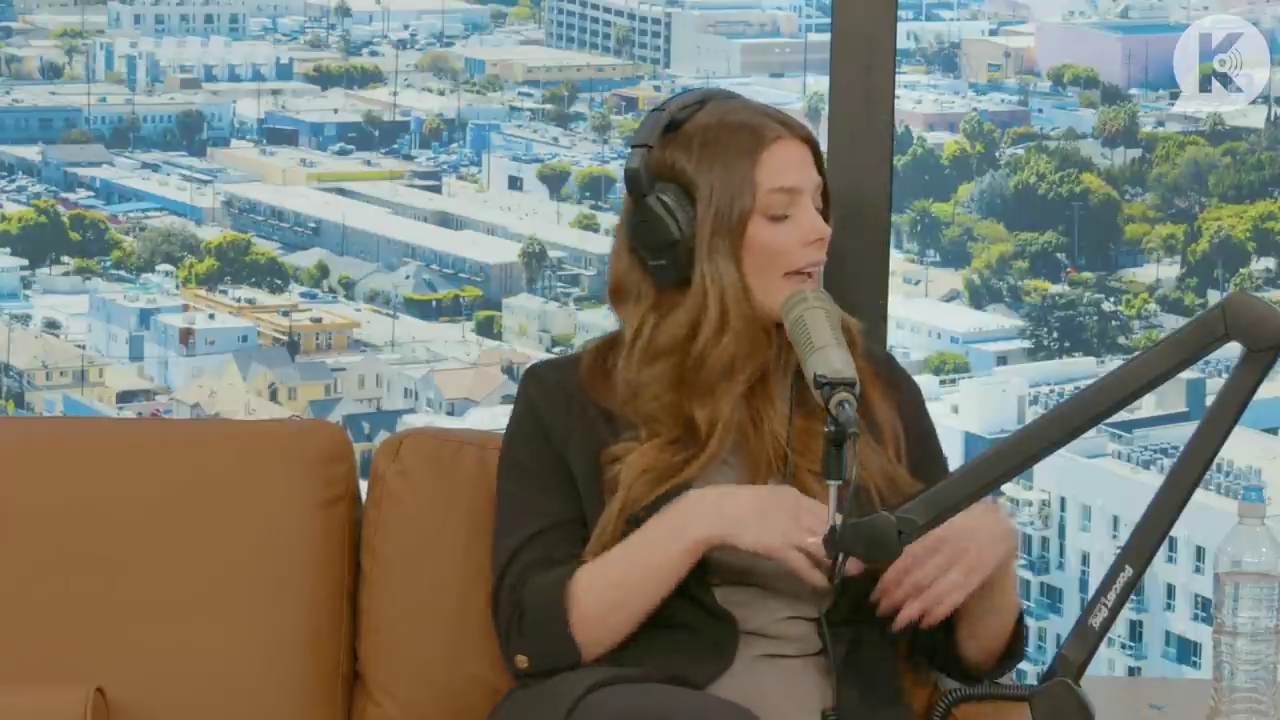 Ashley-Greene-dot-nl_2022TheViallFiles3019.jpg Ashley-Greene-dot-nl_2022TheViallFiles3019.jpg