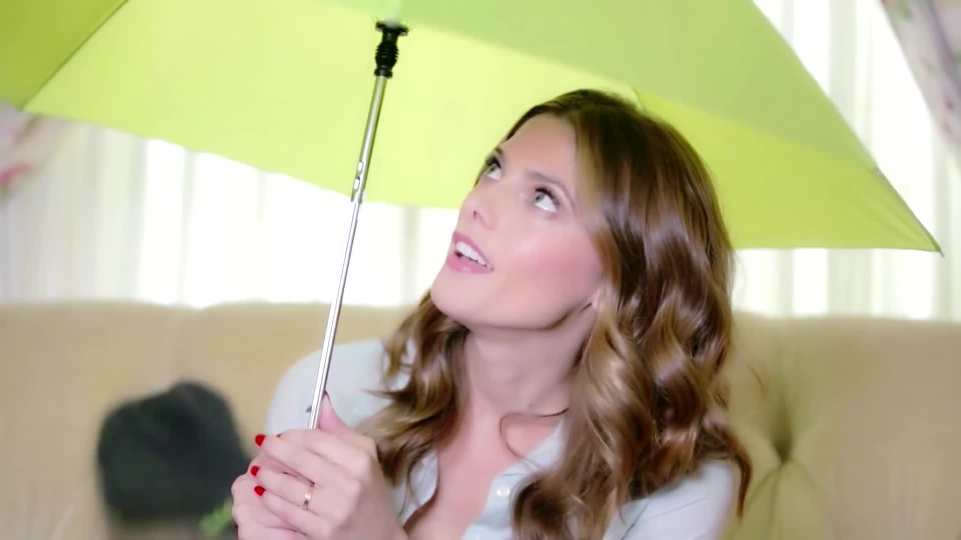 Ashley-Greene-dot-nl_K-MartIntroducesTheGivingHat00004.jpg Ashley-Greene-dot-nl_K-MartIntroducesTheGivingHat00004.jpg