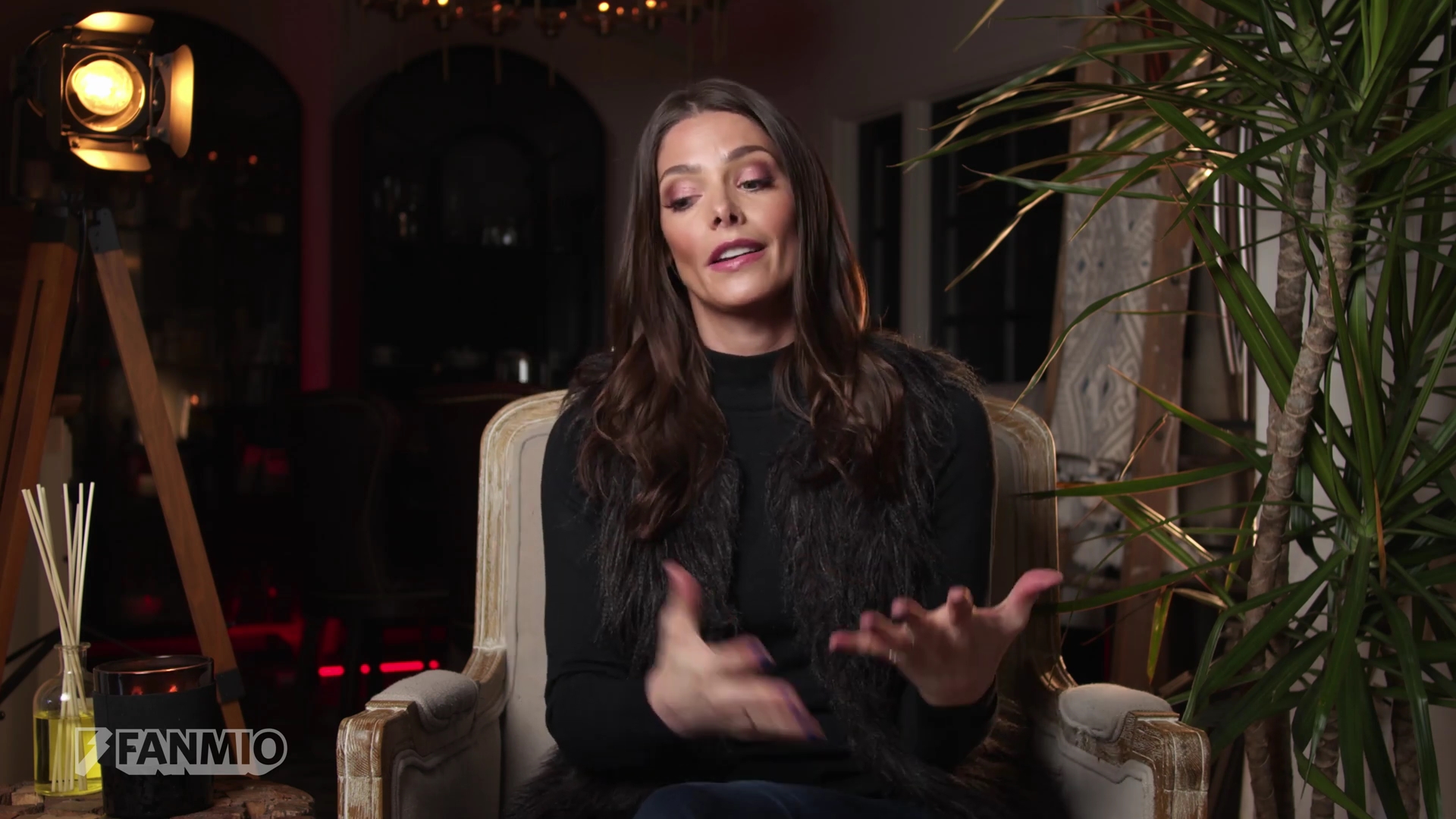 Ashley-Greene-dot-nl_2019FanMio-VideoMeetAndGreet0029.jpg Ashley-Greene-dot-nl_2019FanMio-VideoMeetAndGreet0029.jpg