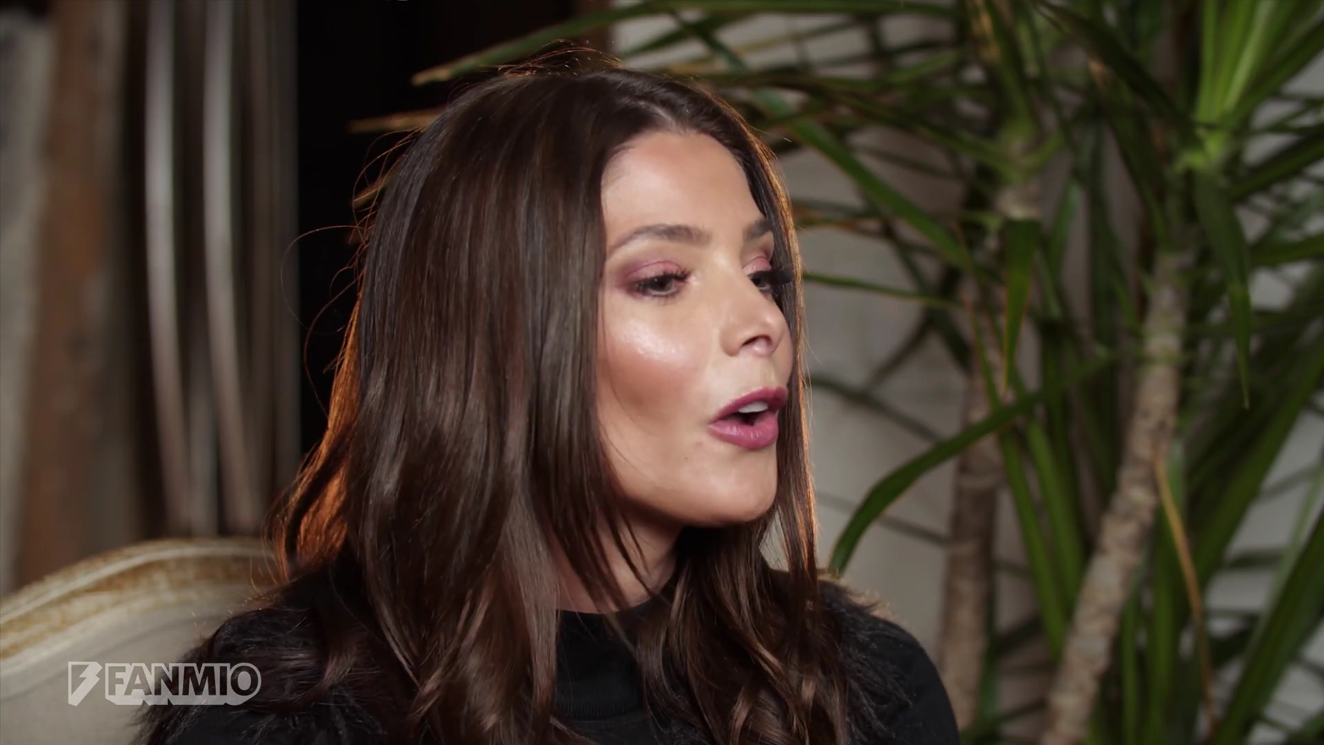 Ashley-Greene-dot-nl_2019FanMio-VideoMeetAndGreet0039.jpg Ashley-Greene-dot-nl_2019FanMio-VideoMeetAndGreet0039.jpg
