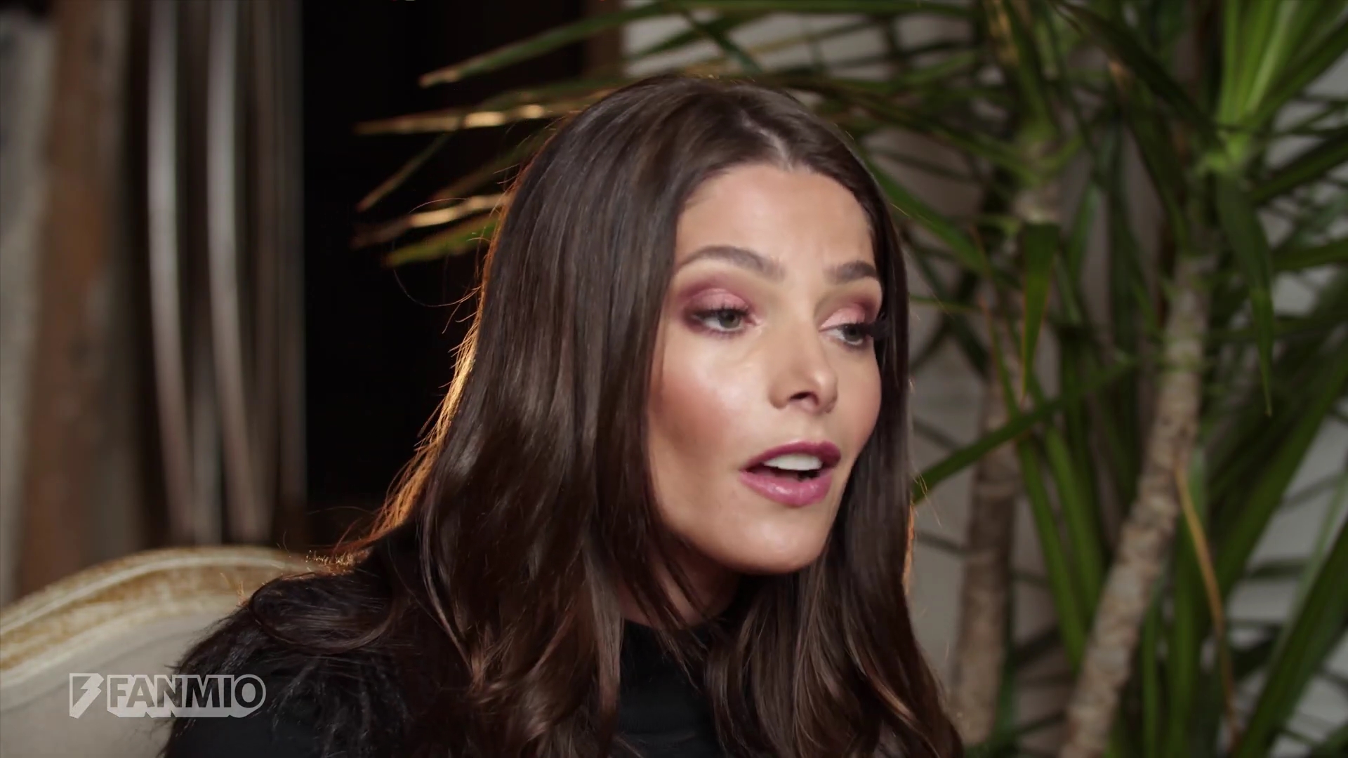 Ashley-Greene-dot-nl_2019FanMio-VideoMeetAndGreet0056.jpg Ashley-Greene-dot-nl_2019FanMio-VideoMeetAndGreet0056.jpg