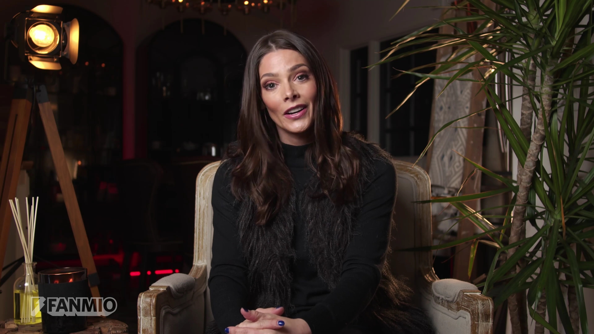 Ashley-Greene-dot-nl_2019FanMio-VideoMeetAndGreet0059.jpg Ashley-Greene-dot-nl_2019FanMio-VideoMeetAndGreet0059.jpg