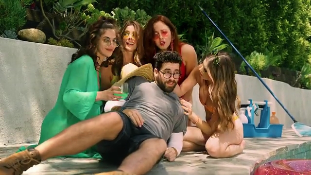 Ashley-Greene-dot-nl_2020Hydrant_0074.jpg Ashley-Greene-dot-nl_2020Hydrant_0074.jpg