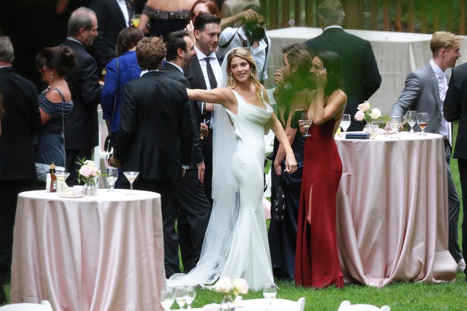 reception009.jpg reception009.jpg