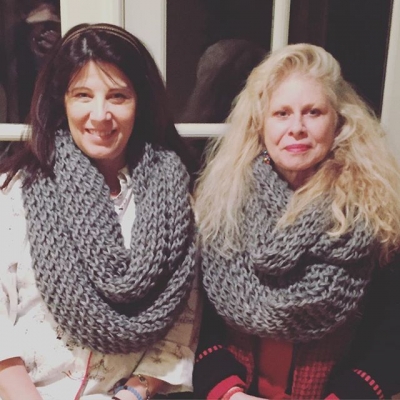 27 December: The Mommies rocking the @a21 liberty scarfs. ❤️❤️ picture perfect.
