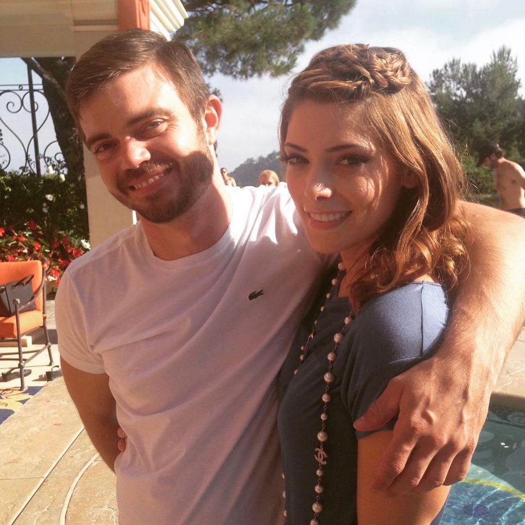 26 juli: Happy birthday Bubba! I'm so proud to call you my big brother, so grateful for the relationship we have. Thank you for always being the one I could look up to and lean on. I love you SO much. I wish I was there to celebrate with you, have a birthday cheers for me!! #happybirthday
