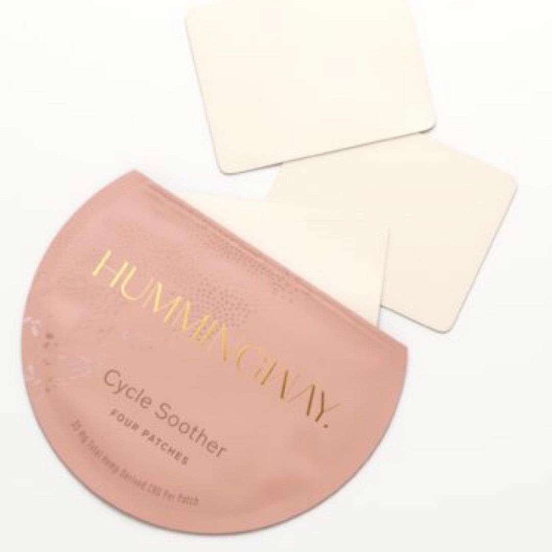 21 oktober: Today is a day of happy tears as we're finally at the launch of our brand @ourhummingway - Olivia and I have poured our heart and souls into this over the past few years and I couldn't be more proud of what we've built. We are so grateful that we get the opportunity to share this with you all and create change in a place so desperately in need it. Thank you all for the incredible support thus far and for your support in the future. Hummingway is here to rewrite the script on how we care for our bodies and we can't wait for you to be a part of the change and community we're building. @livkhoury - you're a powerhouse and I truly don't know what I'd do without you. I couldn't imagine anyone else by my side in this journey. You're the most driven, dedicated and resilient partner I could ask for and you're commitment to the mission of Hummingway is inspiring.
Let's go change the world together 🖤
Check out our website and the regular now!!! LINK IN BIO #wholecyclewellness #hummingway
