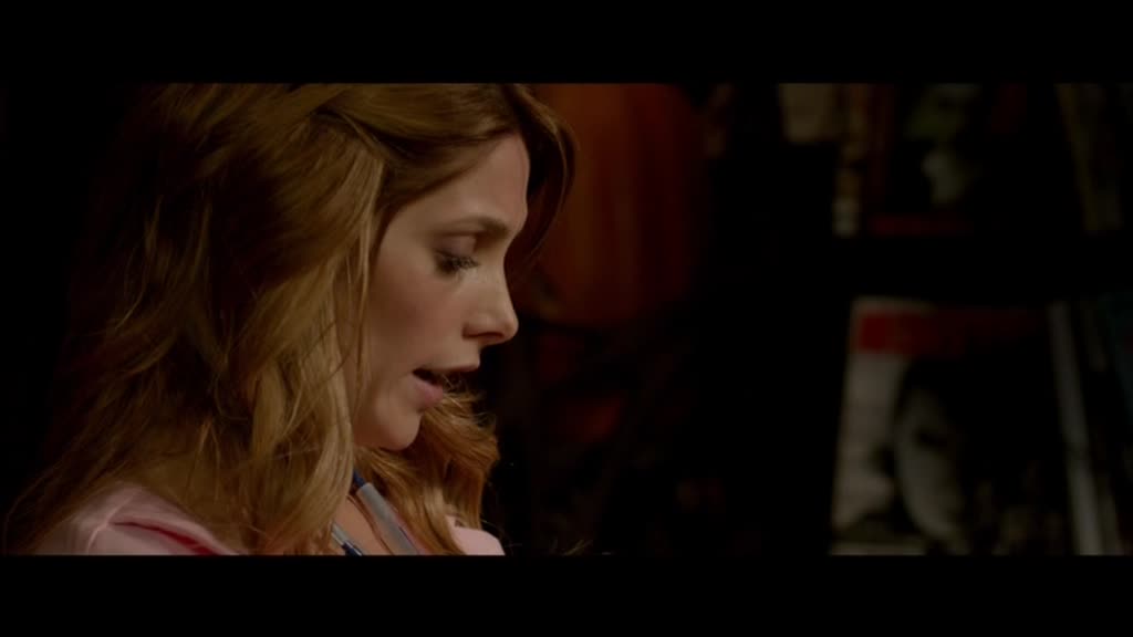 Ashley-Greene-dot-nl-BuryingTheEx00141.jpg
