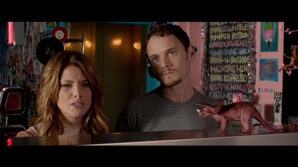 Ashley-Greene-dot-nl-BuryingTheEx00259.jpg