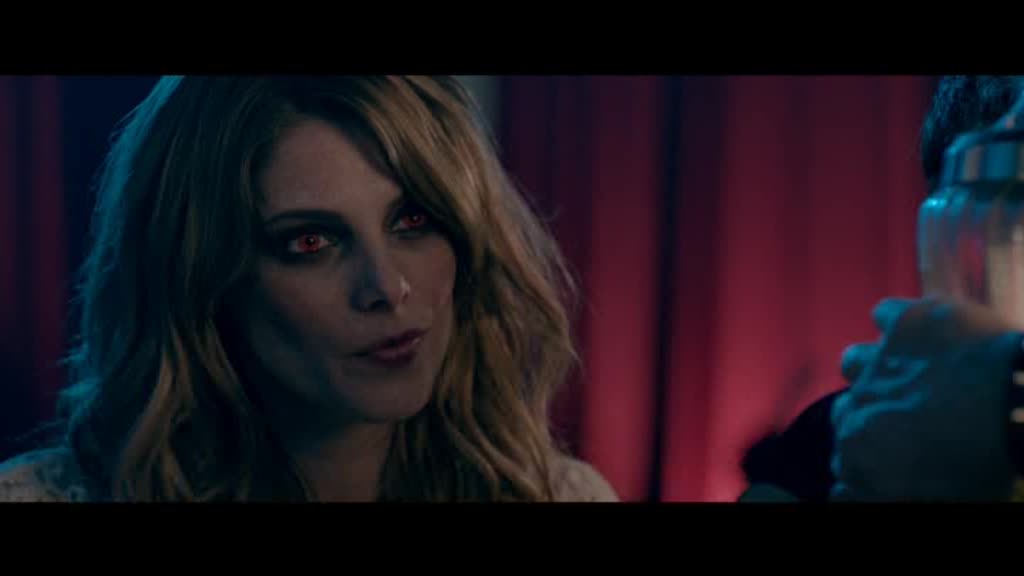 Ashley-Greene-dot-nl-BuryingTheEx00840.jpg