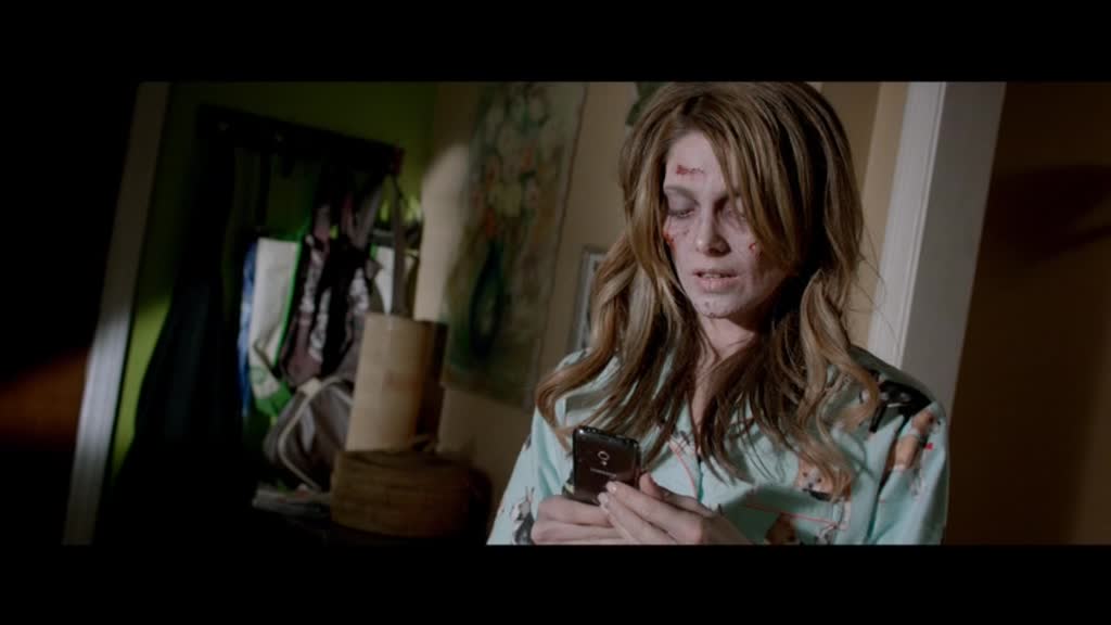 Ashley-Greene-dot-nl-BuryingTheEx01434.jpg