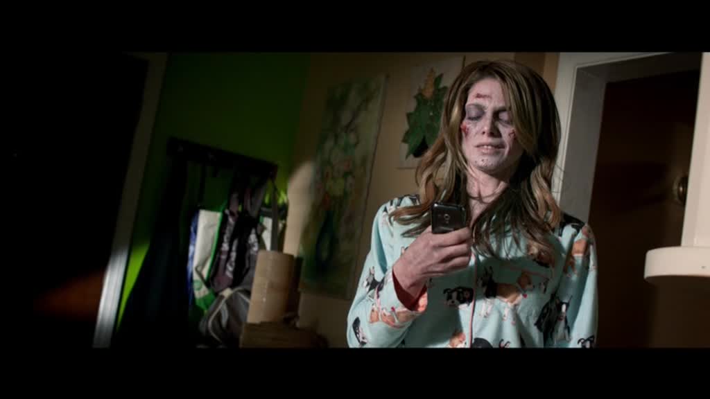 Ashley-Greene-dot-nl-BuryingTheEx01442.jpg