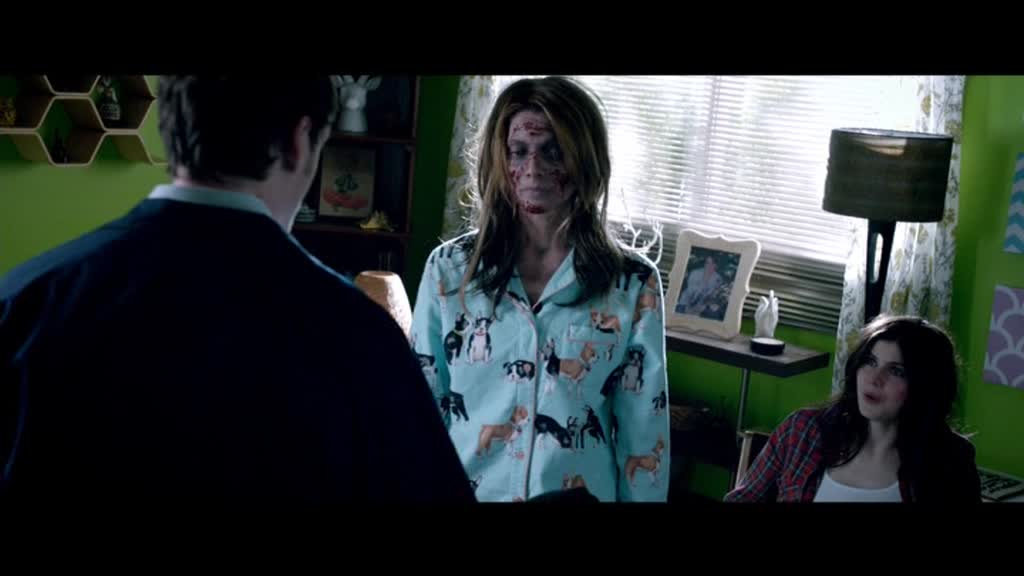 Ashley-Greene-dot-nl-BuryingTheEx01481.jpg